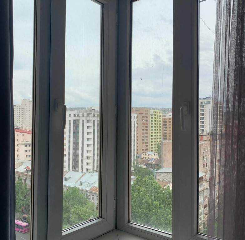 Cozy apartment near Republic Square