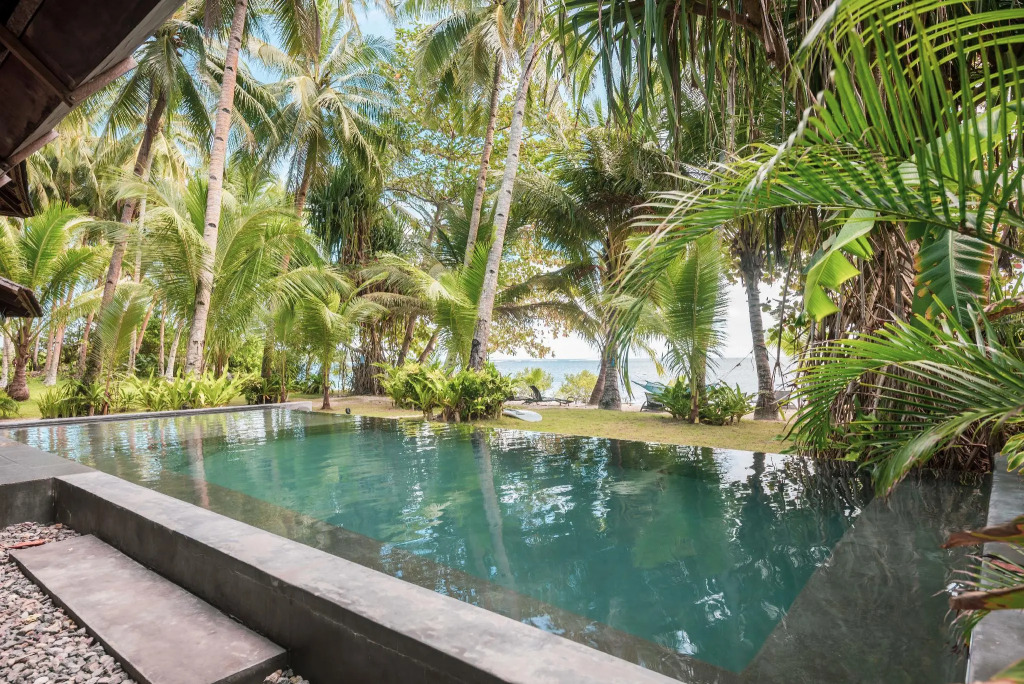 Siargao Inn Beach Resort