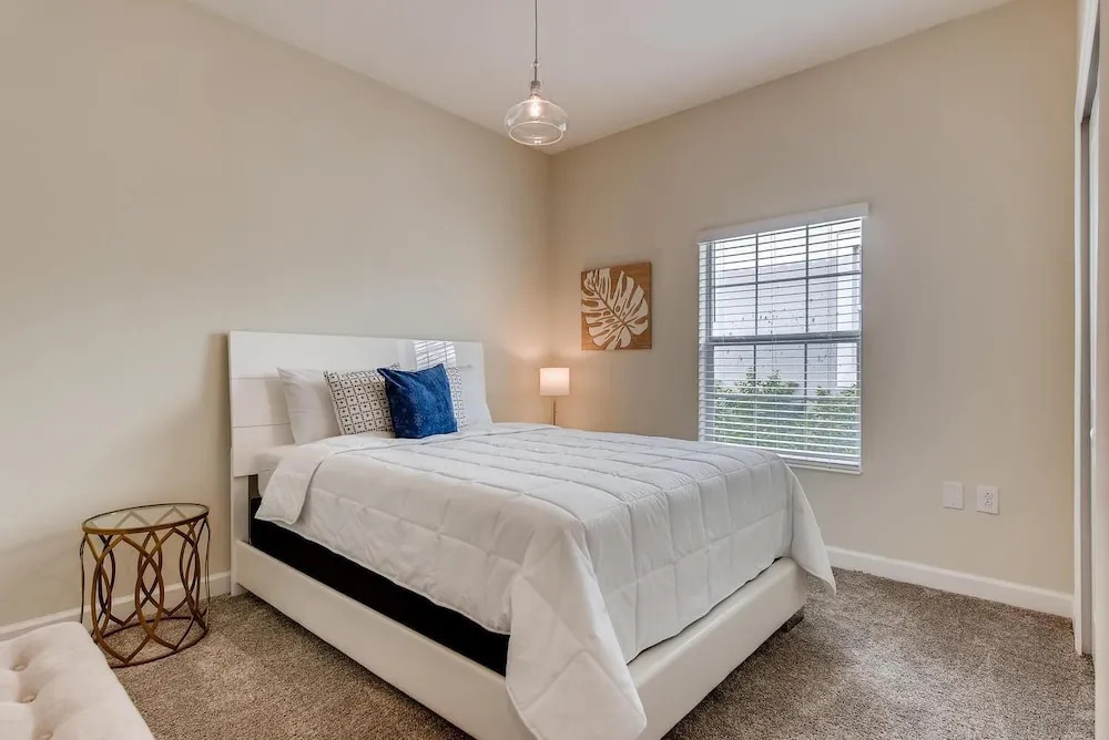 4810 LL - 5BD Private Pool Townhome - Storey Lake