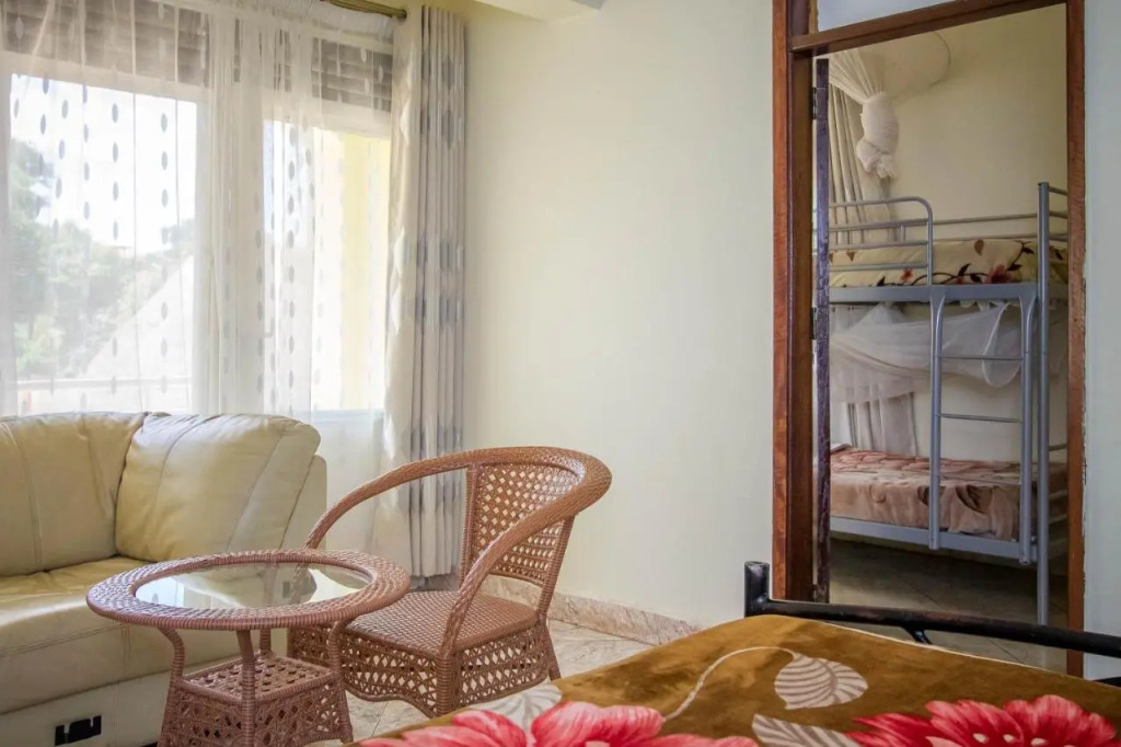 Jinja Safari Hotel