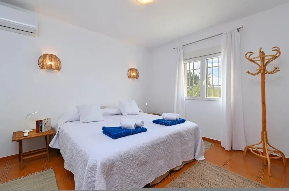 Viggo in J vea With 2 Bedrooms and 2 Bathrooms