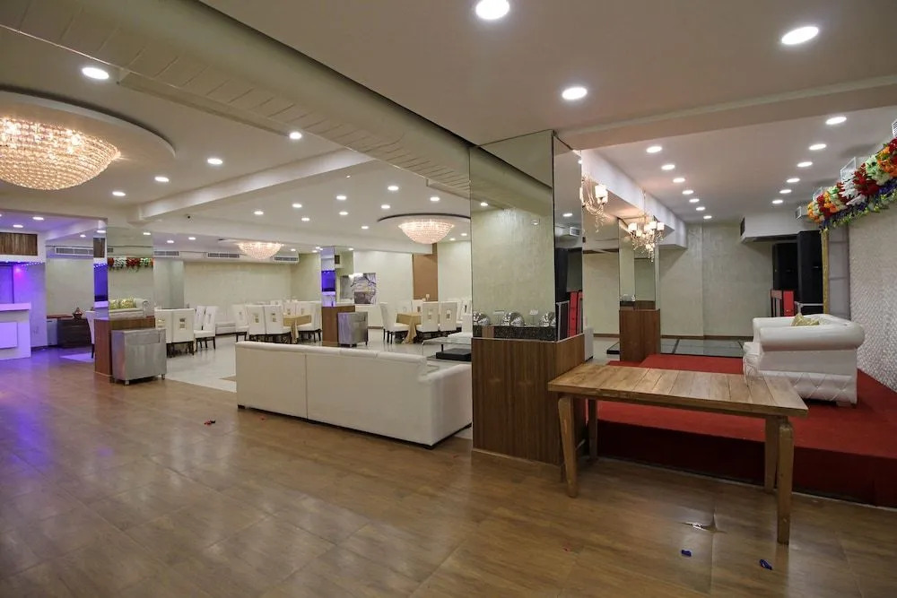 Capital O 18777 Chanson Hotels