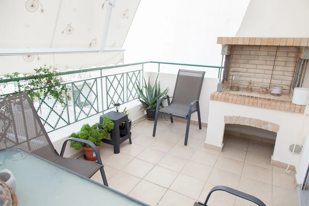 Amazing Apt in Tauros
