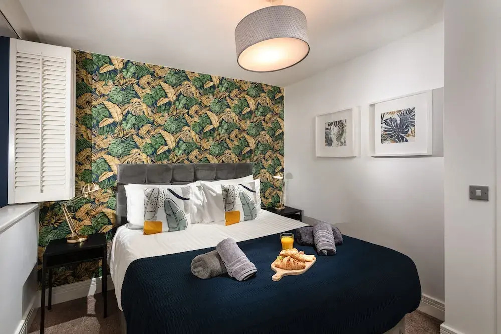 Plymouth City Centre Duplex Apartment