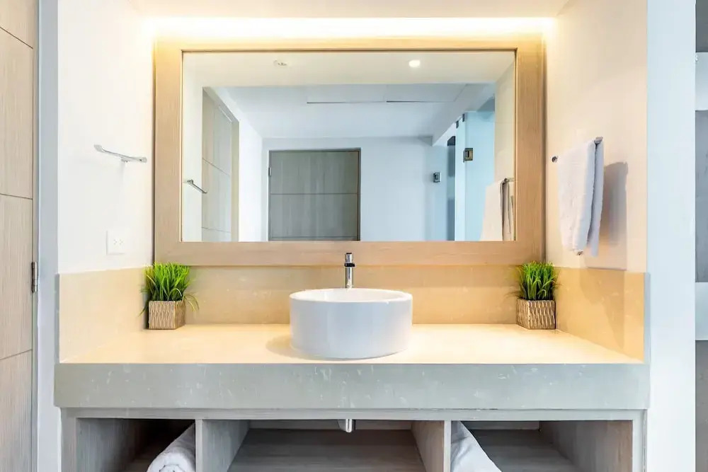 D410 Lorena Ochoa 4 Bedroom Apts