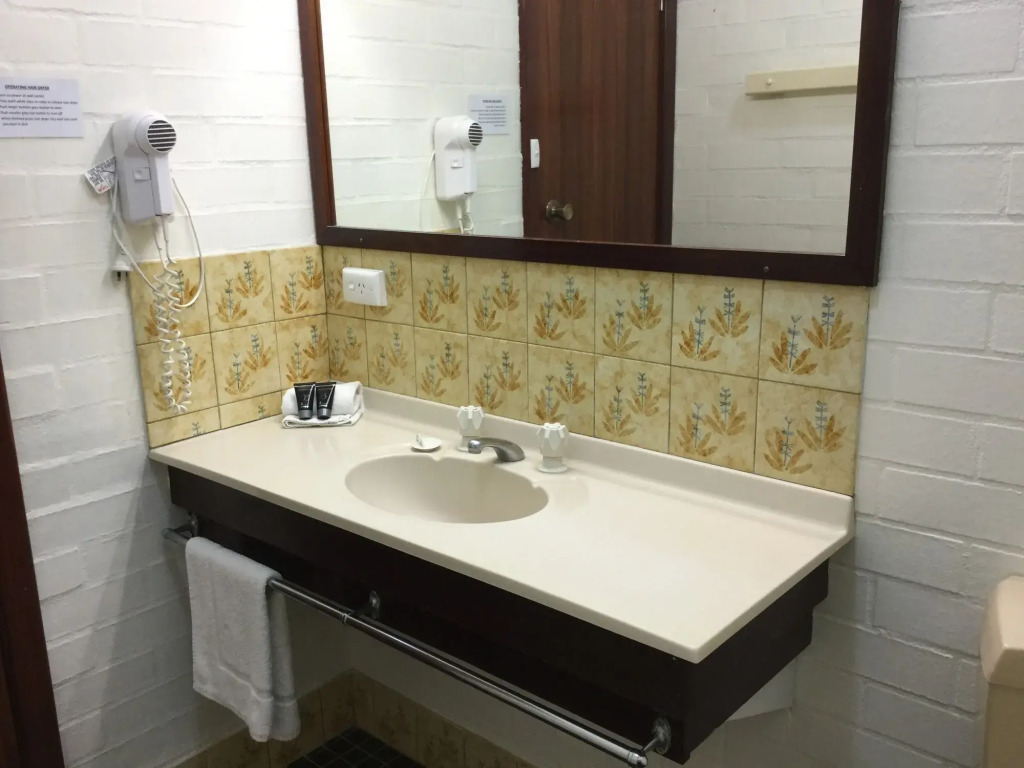 Bayview Motel