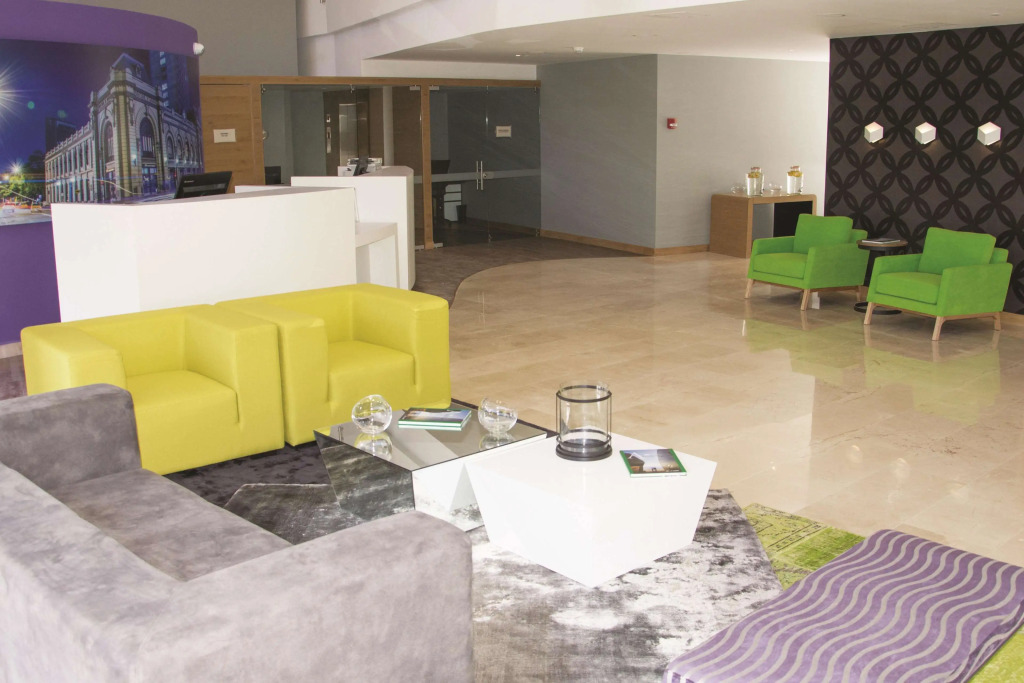 La Quinta by Wyndham Medellin