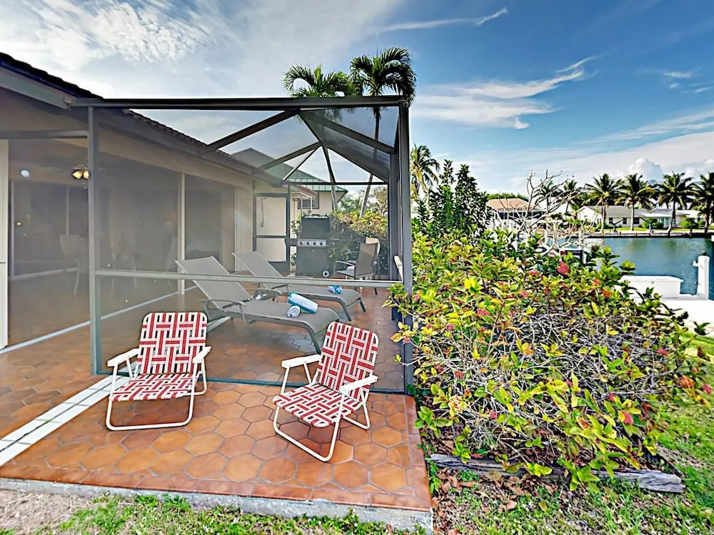 71 Manor Terrace Home 3 Bedrooms 2 Bathrooms Home