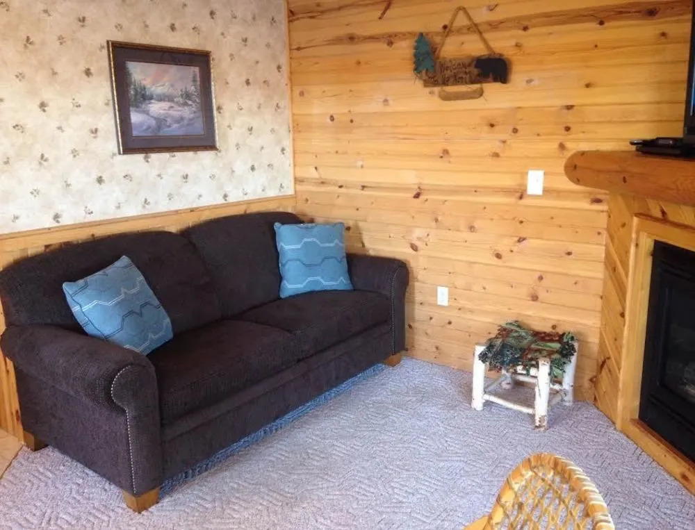 Cedar Lodge and Settlement
