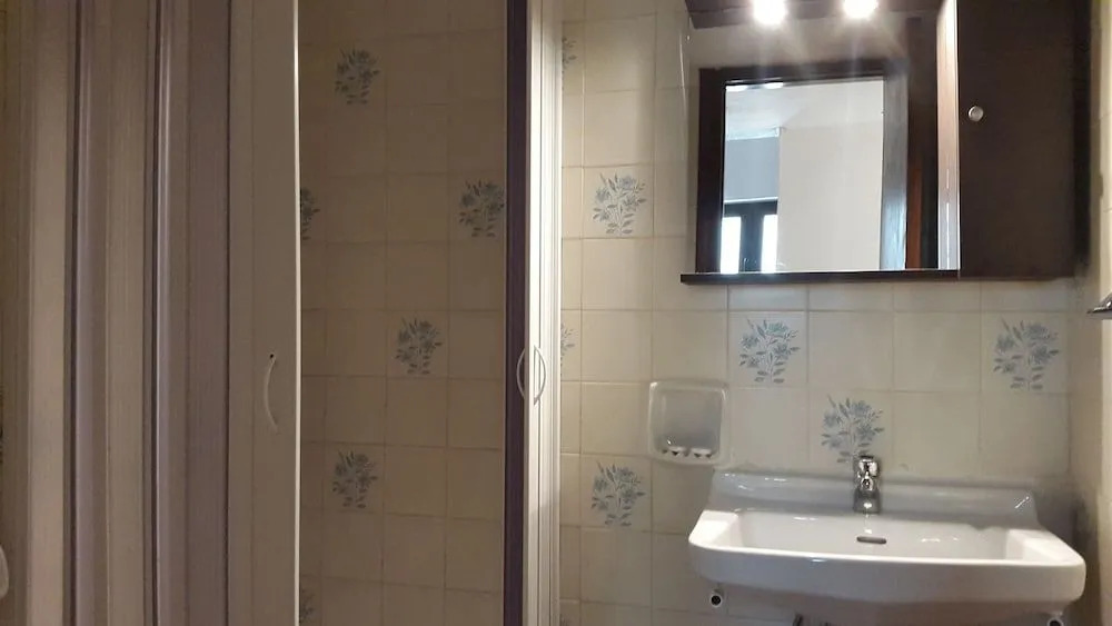 Stelios Rooms