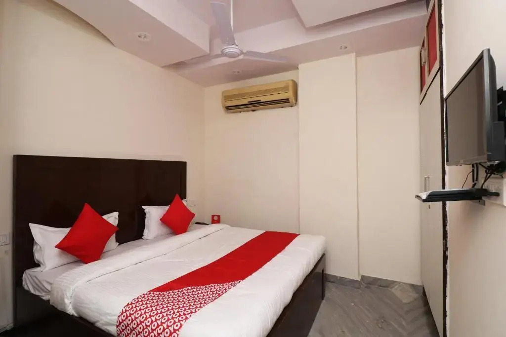OYO 37652 Fountain Hotel