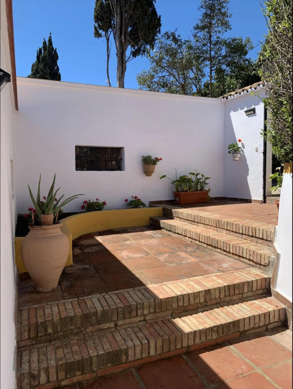 A Estrenar Preciosa Suite-Céntrico-Con Jardín y Porche