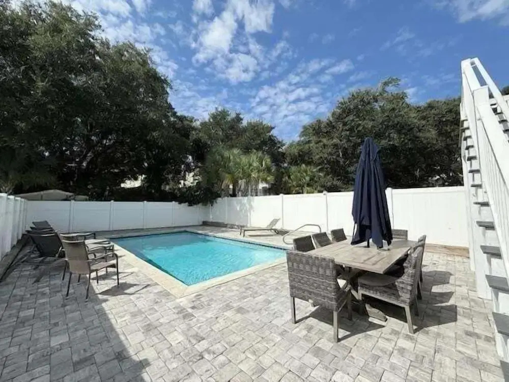 Sea Pearl 7 Bedroom Home