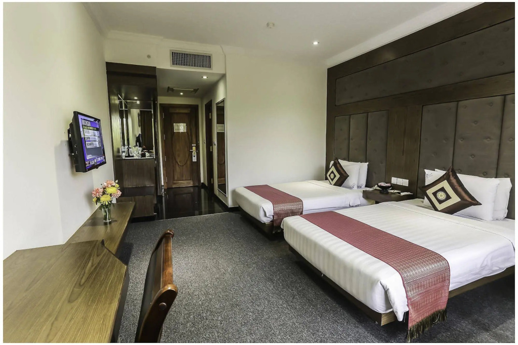 Angkor Howard Hotel