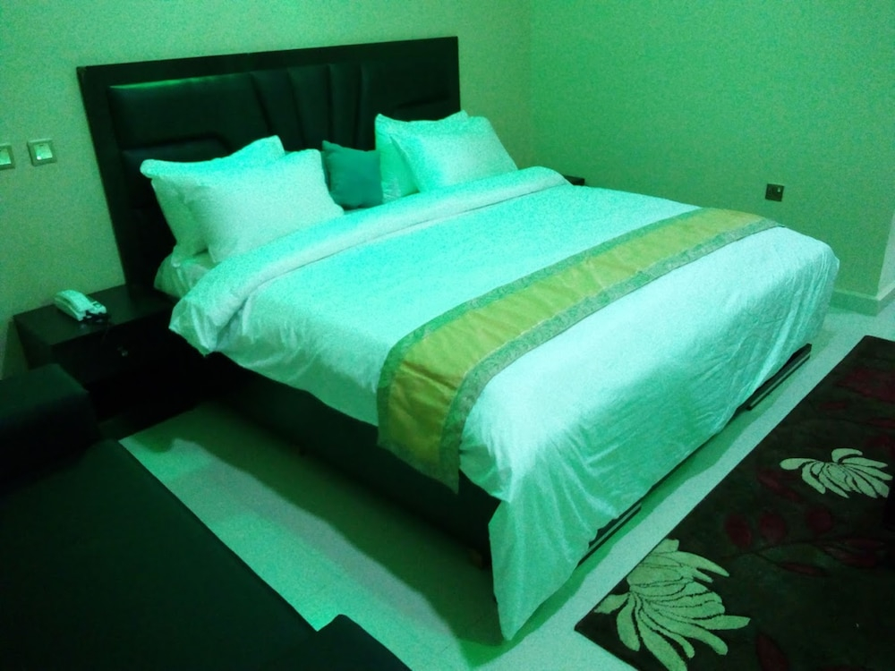 Prismar International Hotel