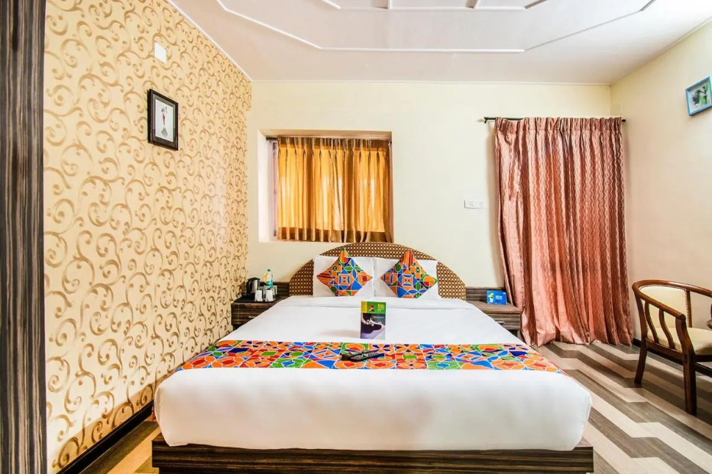 FabHotel St. Clouds