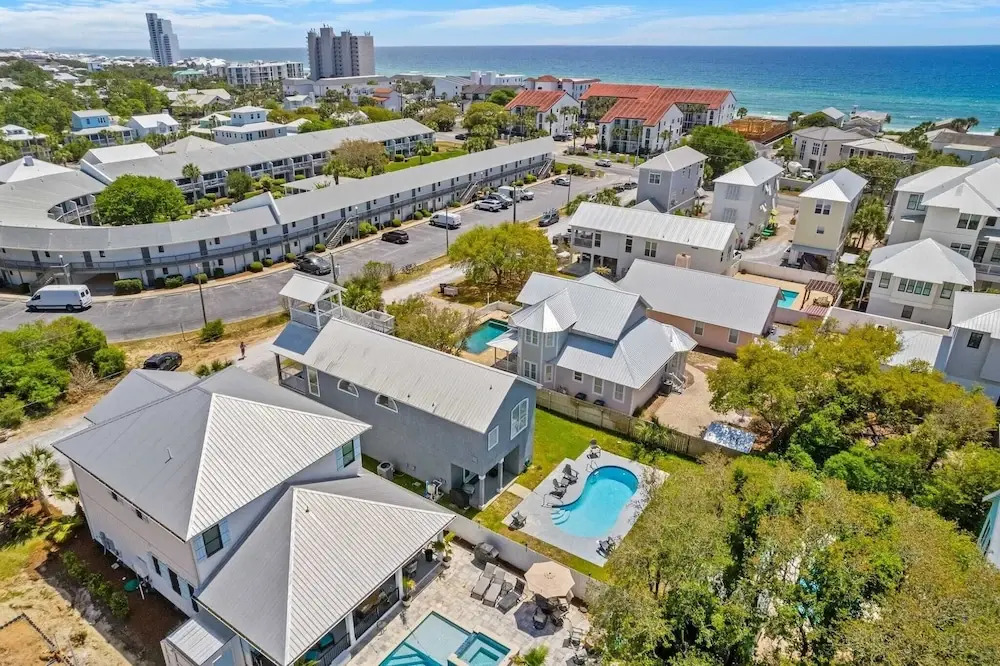 Walk to Santa Rosa Beach Private Pool, Balcony, and Coastal Views