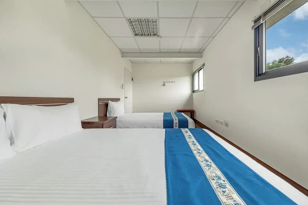 Sun Moon Lake Jinlongshan BnB