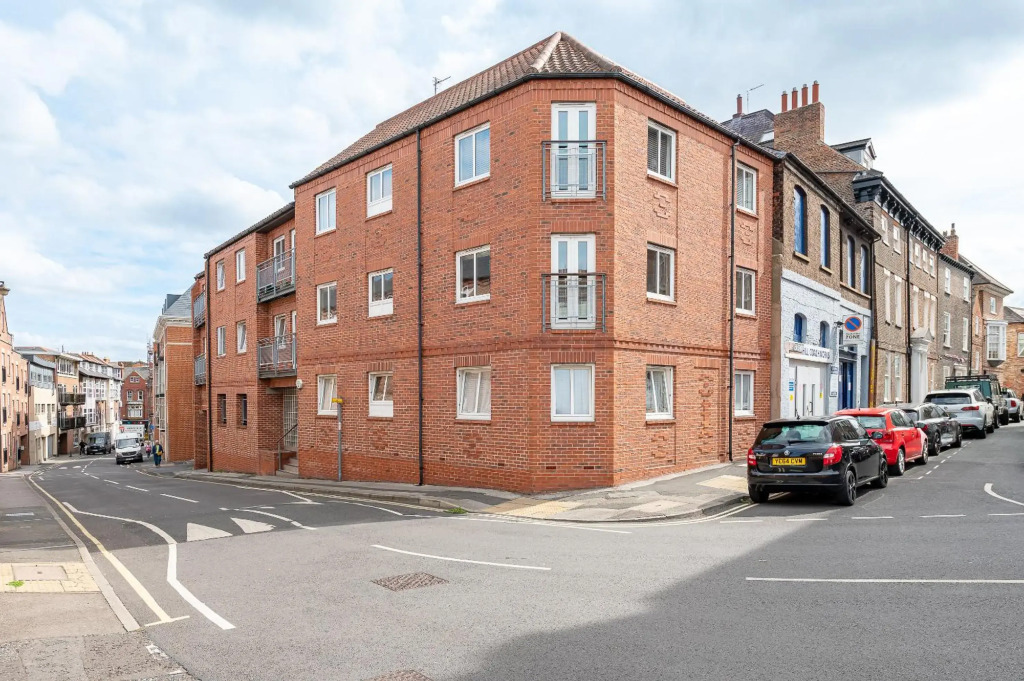 4 Crambeck Court