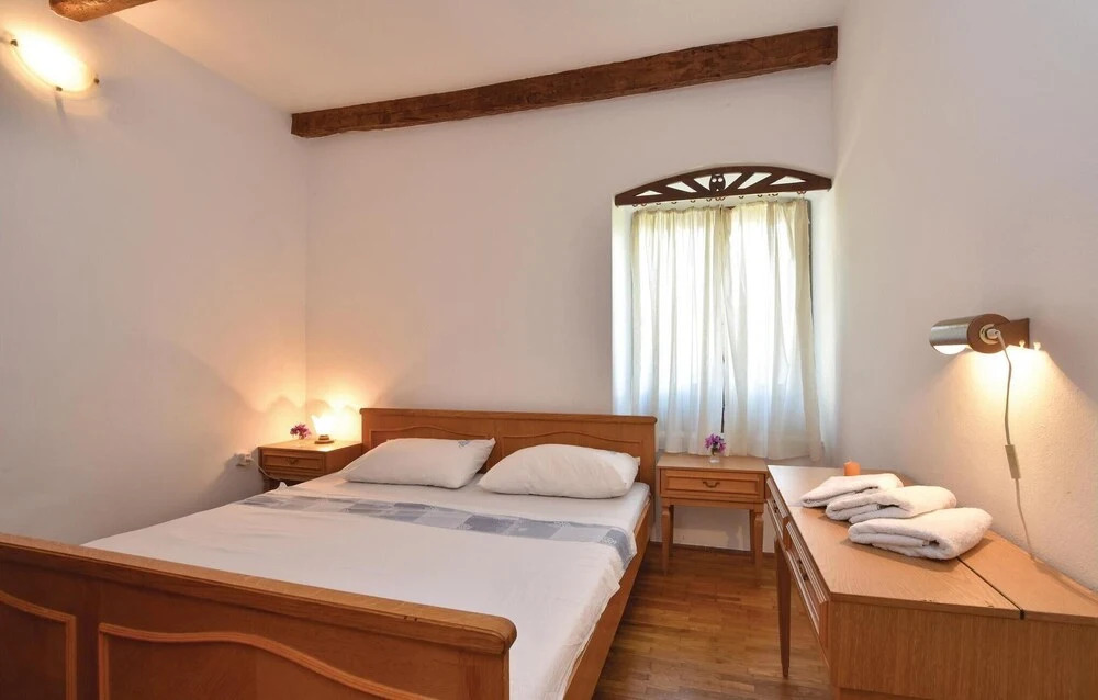 Beautiful Home in Stomorska With Wifi and 2 Bedrooms