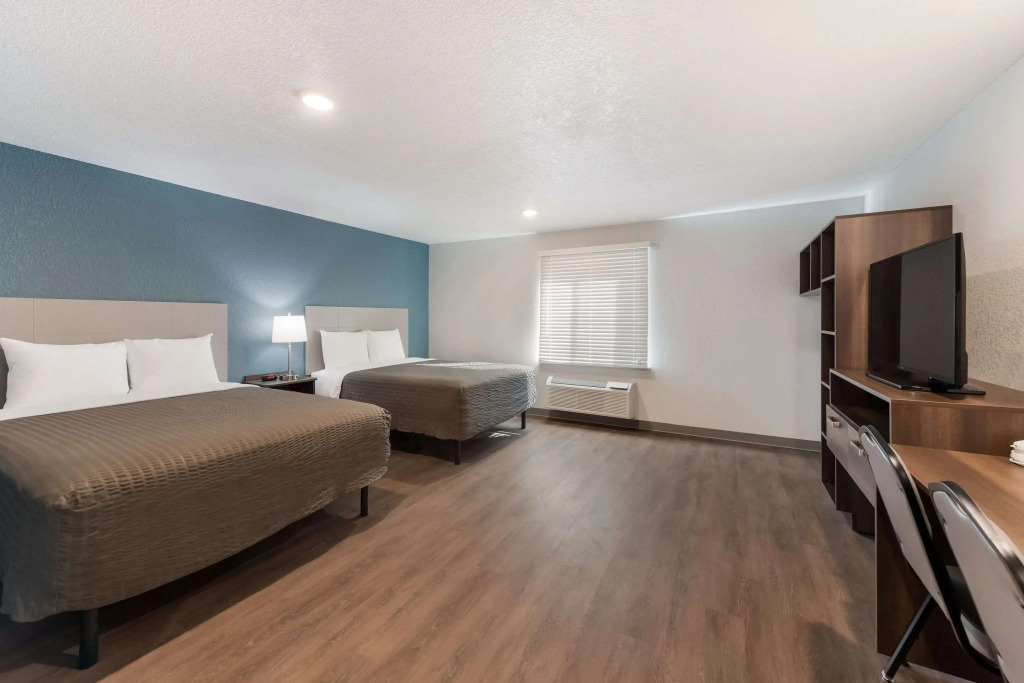 WoodSpring Suites Dayton North