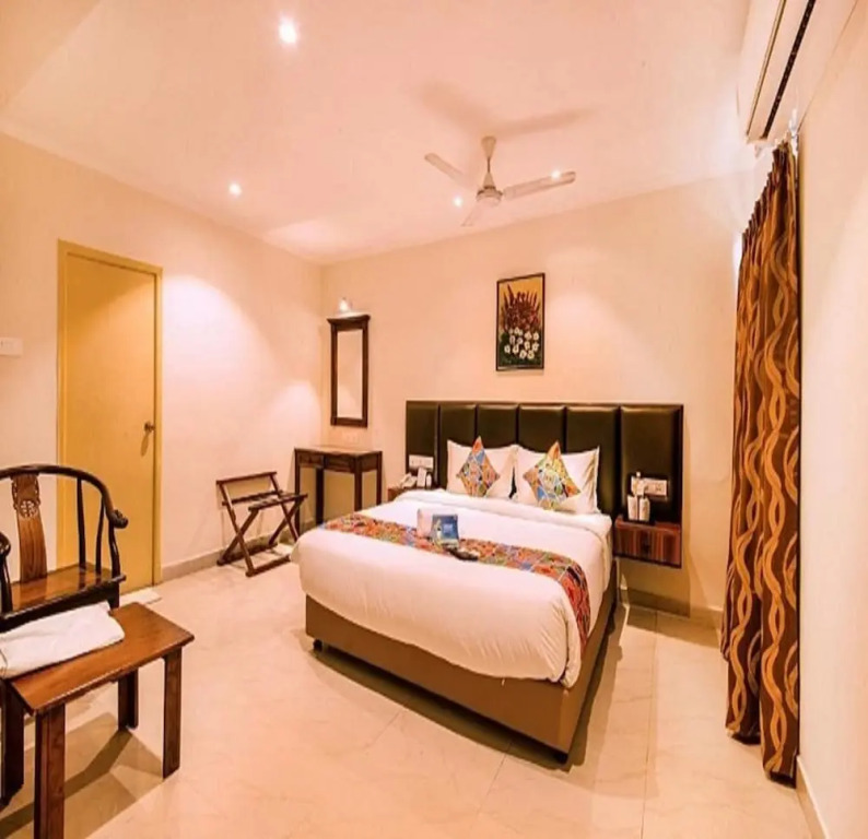 Blossoms Hotel & Service Apartments