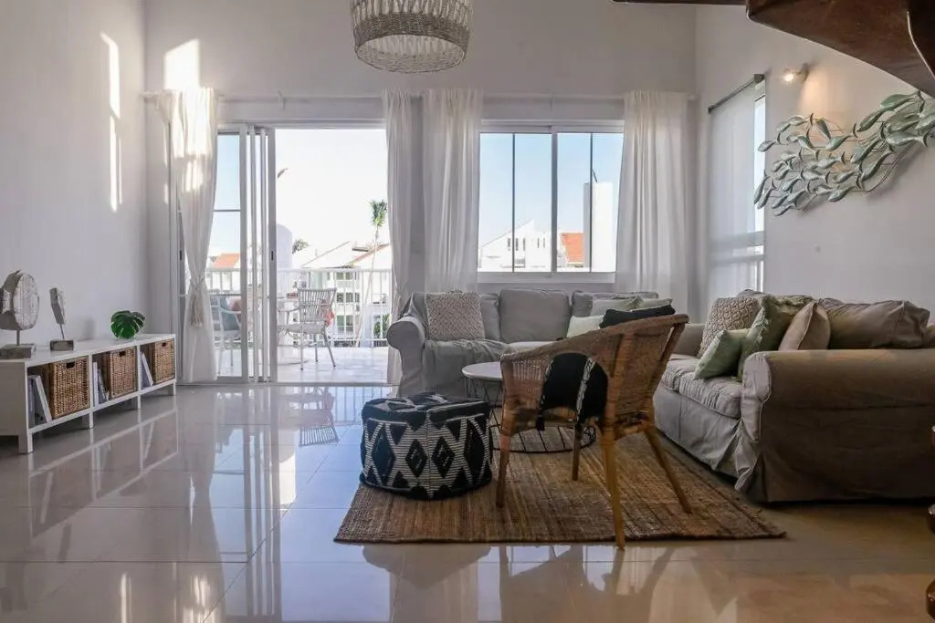 Exclusivo Atico 4 Dormitorios Con Vista Mar C-401