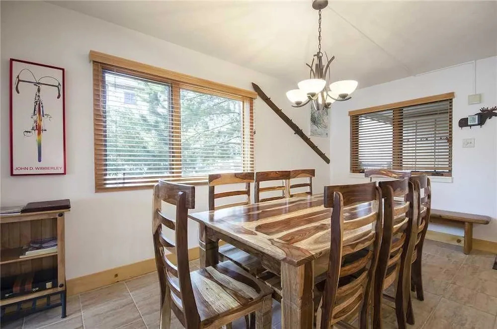 Ski Trail Condominiums by Mountain Resorts