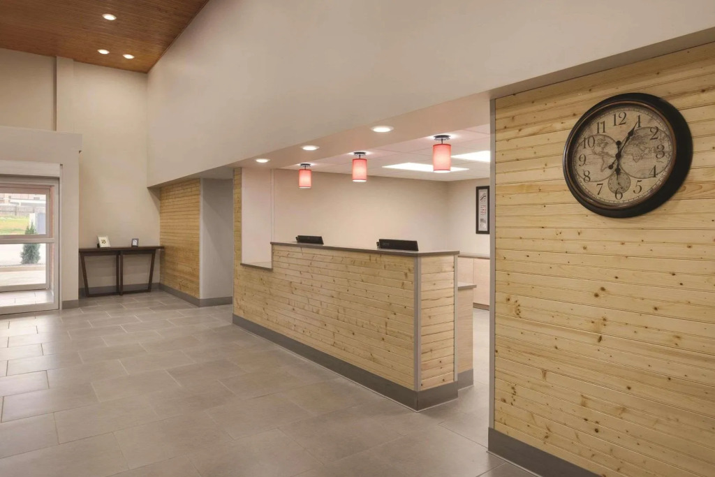 Country Inn & Suites by Radisson, Macon West, GA