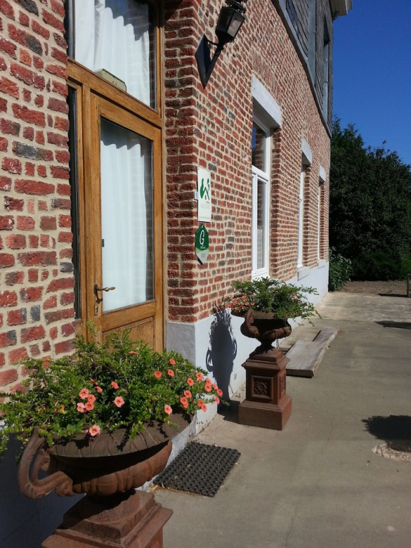 Spacious Holiday Home With Private Garden