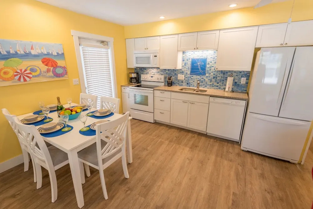 Salty Dog Apartment 2