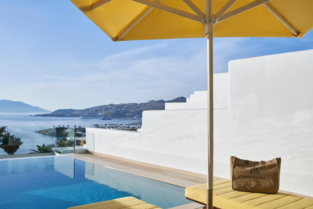 Отель Myconian Korali Relais & Chateaux