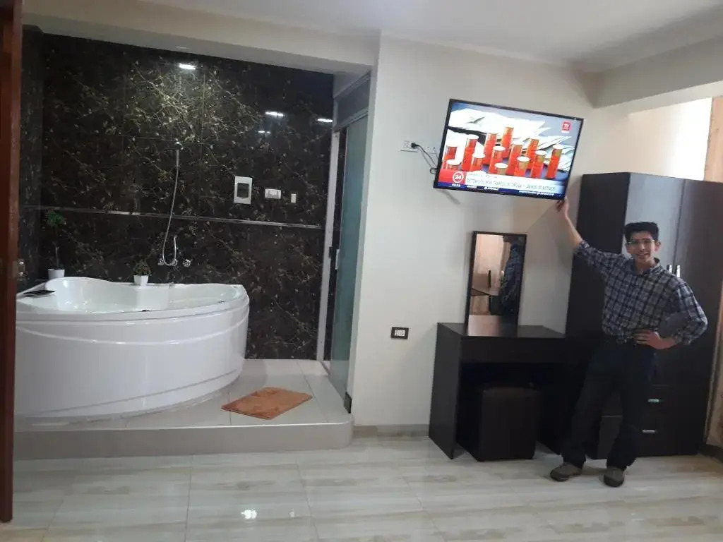 APART-HOTEL DIAMANTE 1er piso - 3 HABITACIONES - TACNA