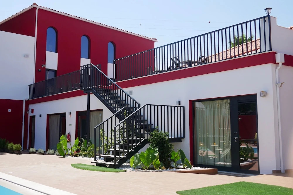 Villa 3 Caparica - Lisbon Gay Beach Resort