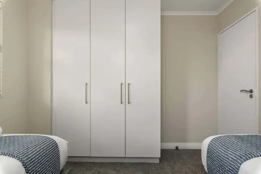 Modern 2 Bed Century City Apartment, Pool + Braai