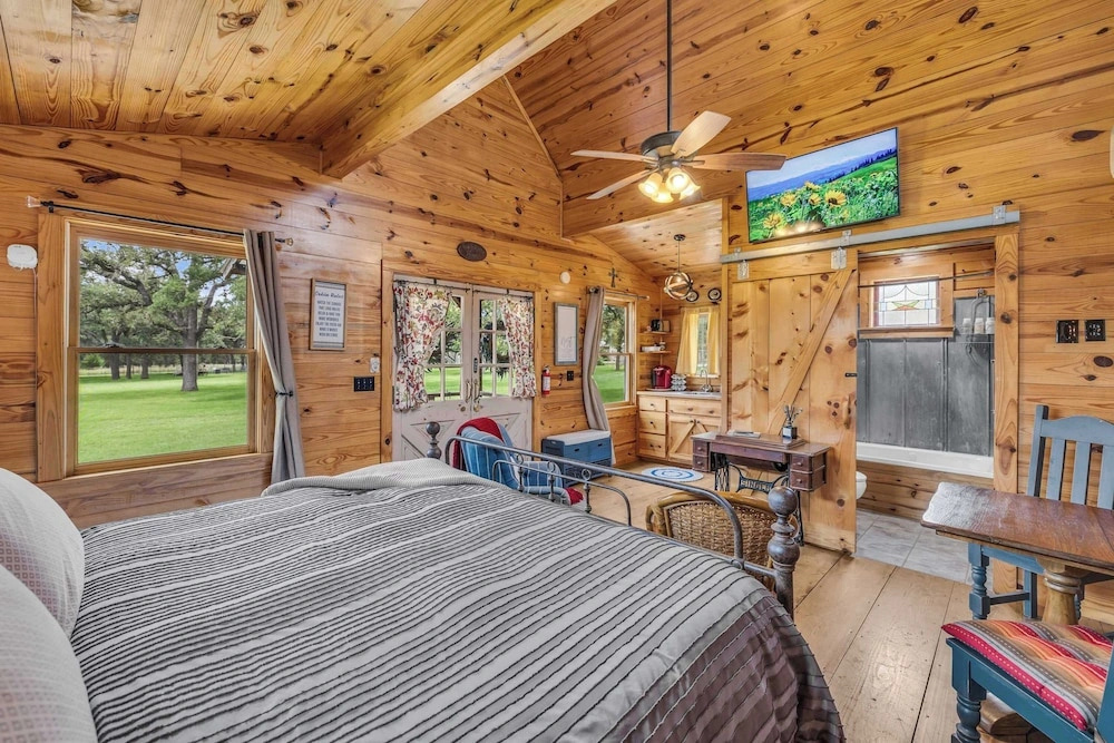 Cabins Out Back-nest