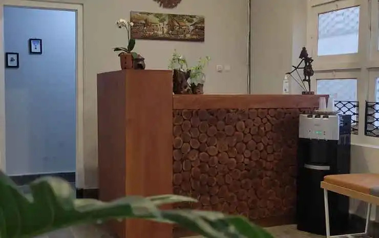 The Bloomy House