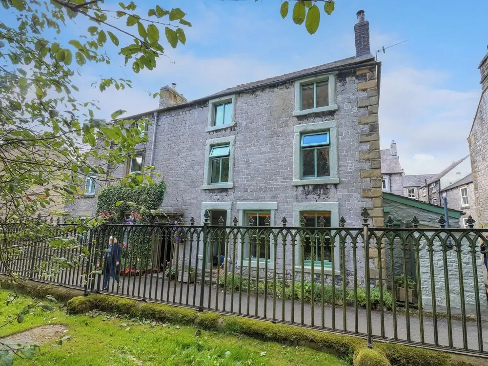 Top House