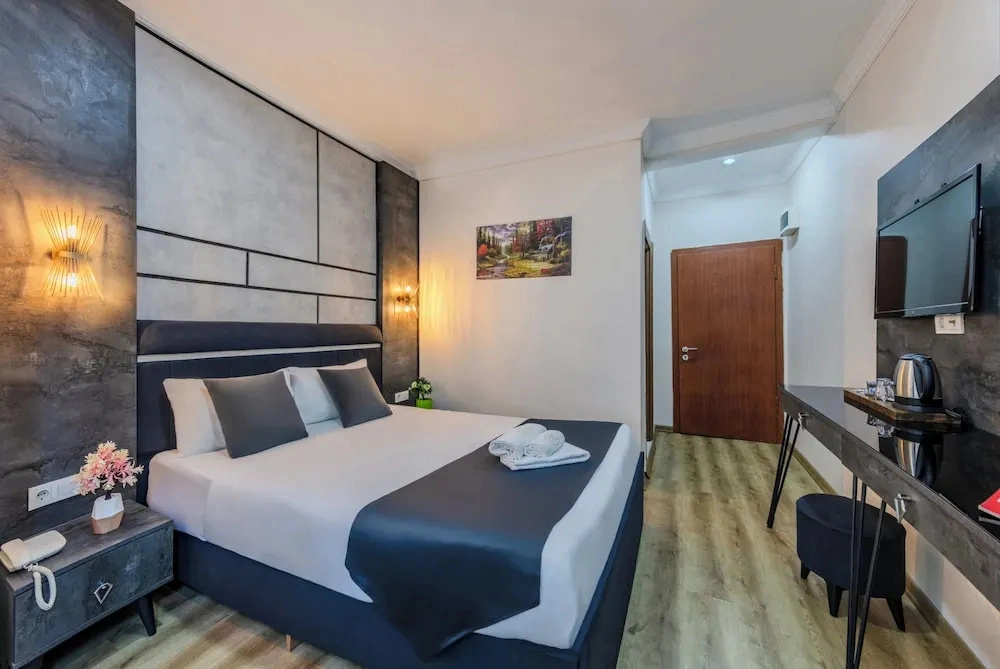La Pazza Taksim Suit Hotel