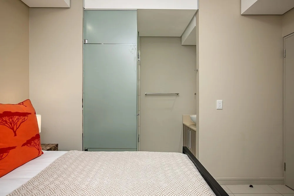 The Tyrwhitt Unit 111