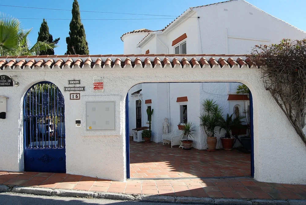 Chimenea 15 Apartments Casasol