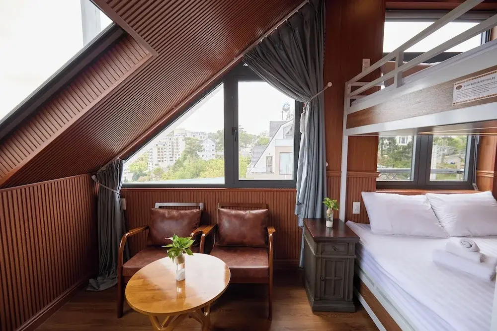 Lotus Hotel Đà Lạt