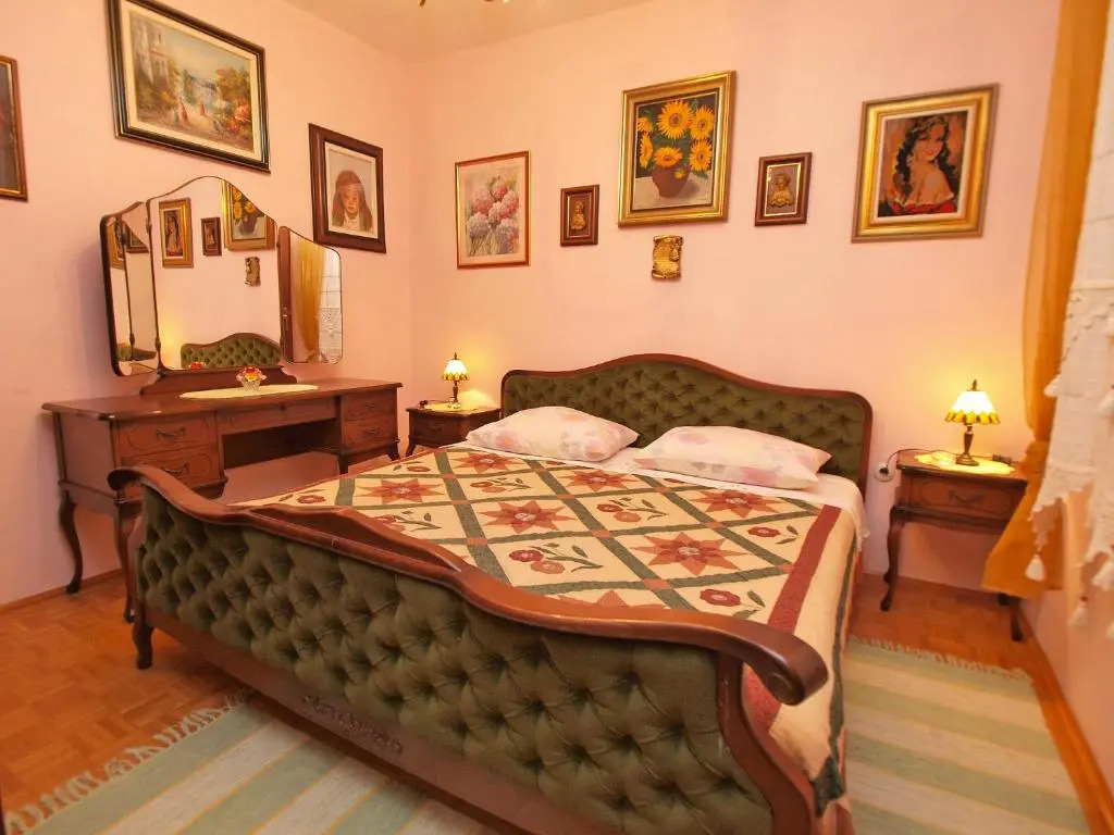 Apartments and room Rabac 155
