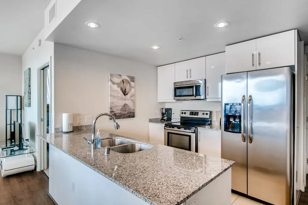 Amazing 3 Bedroom with Spectacular Views