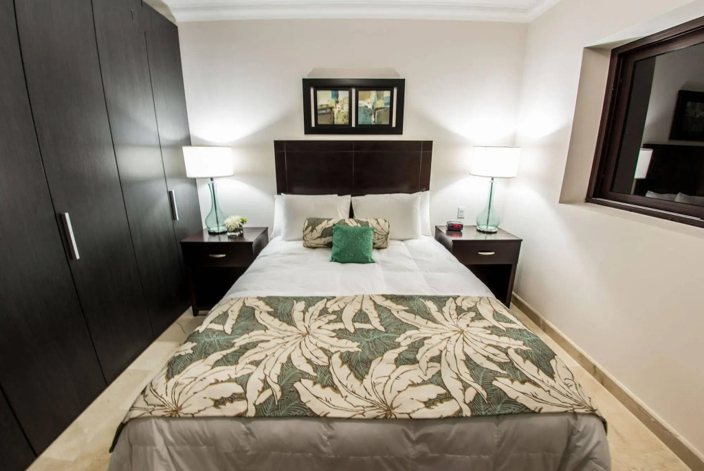 Palm Aruba Condos