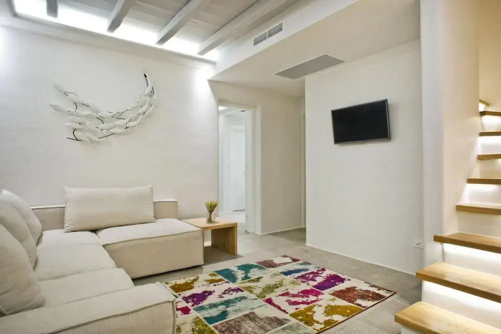 Luxury Key Mykonos 5 Bed Villa White Satin Agia Sofia