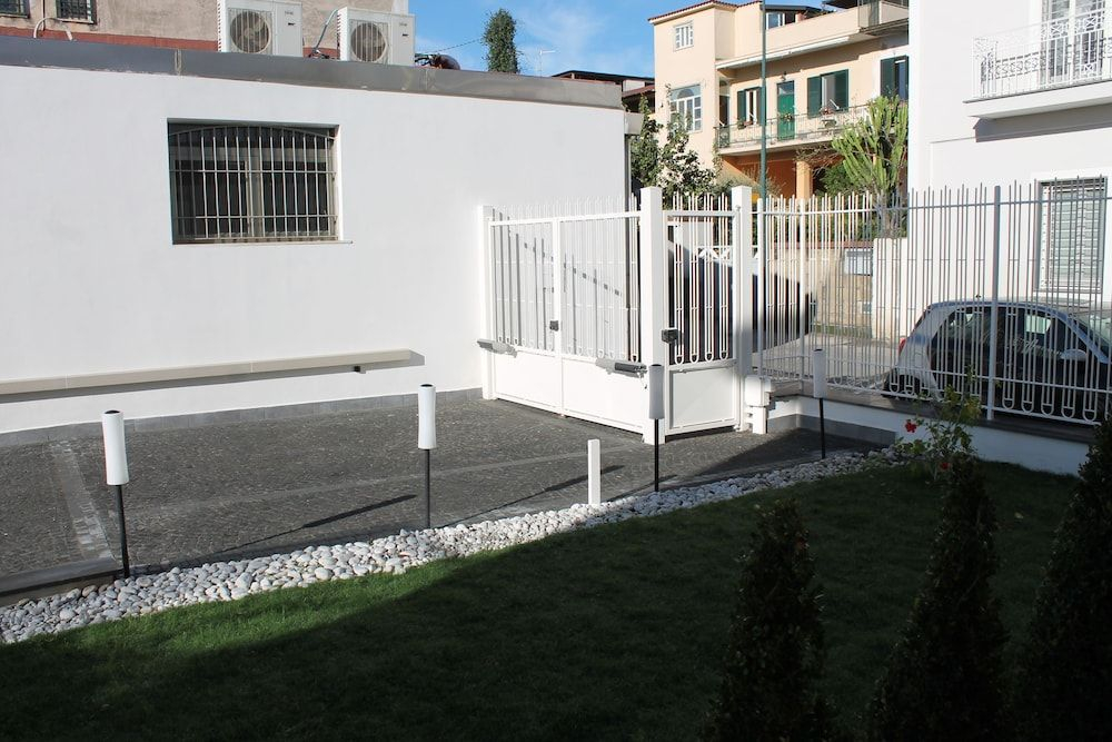 B&B Lapillus