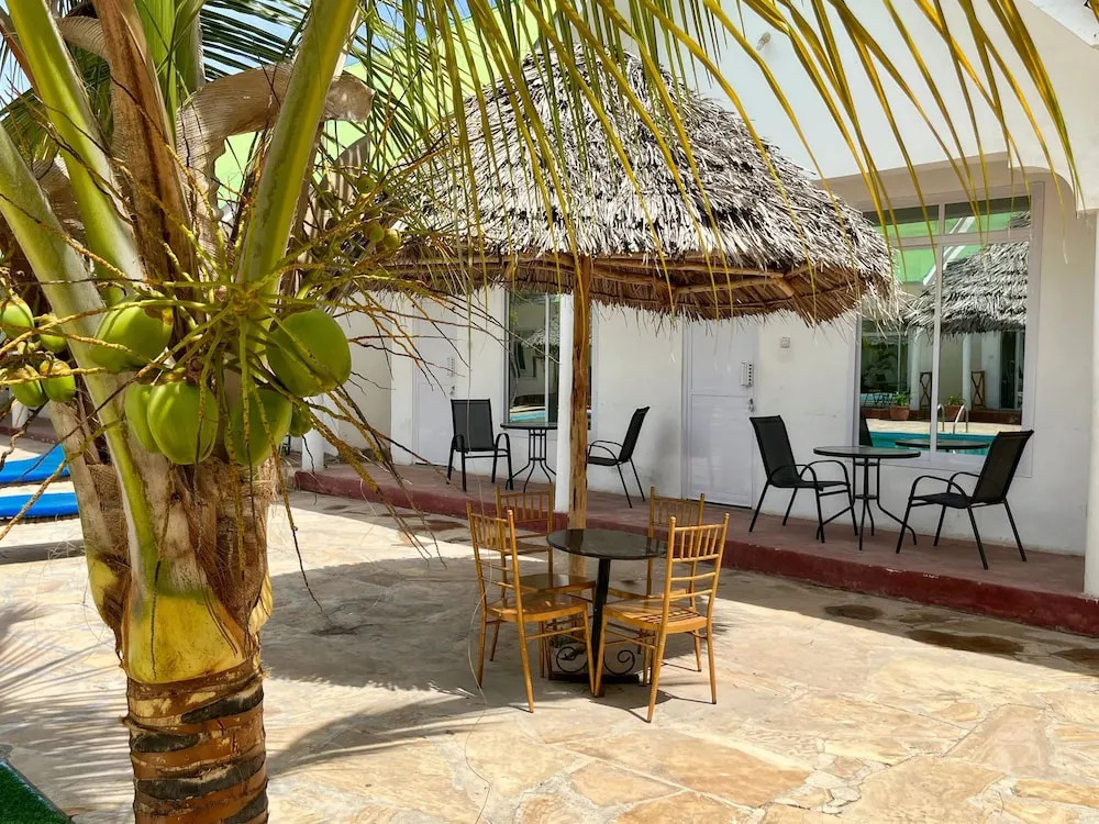 Sunrise Hotel & Resort
