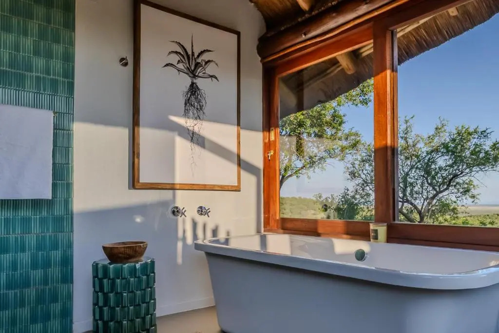 Buffalo Ridge Safari Lodge