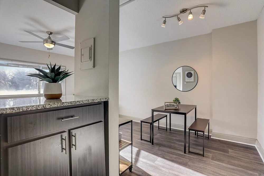 FRONTDESK 500 Fifth Apts Downtown Nashville